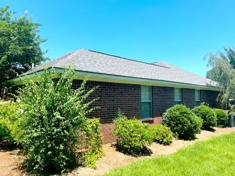 1112 SE 3rd St, Magee, MS 39111 photo 3