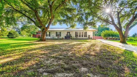 99 Tom Windham Rd, Laurel, MS 39443 photo 2