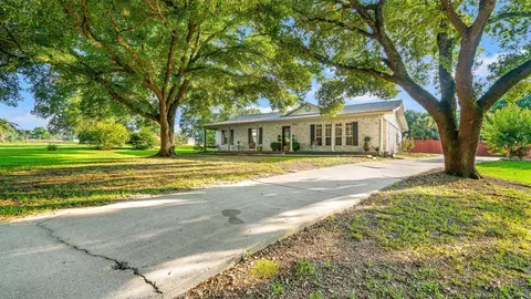 99 Tom Windham Rd, Laurel, MS 39443 photo 4