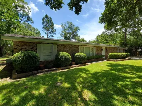 13 E Rdg, Laurel, MS 39440 photo 4