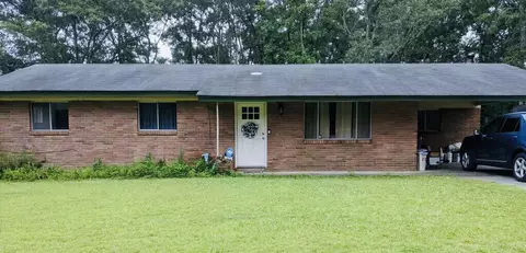 916 E College Ave, Wiggins, MS 39577 photo 1
