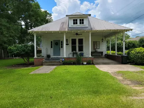 16 E Division St, Foxworth, MS 39483 photo 1