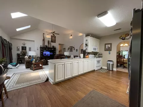 536 Longleaf Dr, Petal, MS 39465 photo 8