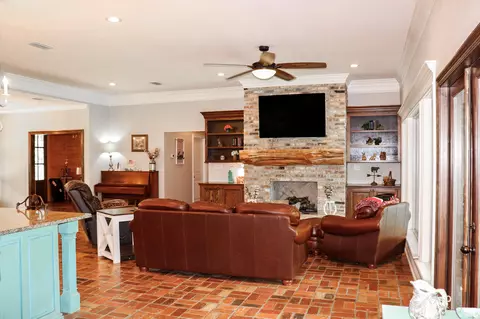 223 Batson Rd, Petal, MS 39465 photo 4