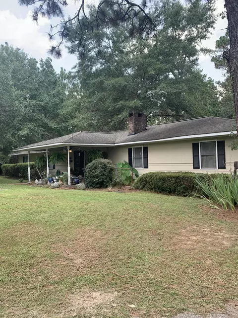 30 E Seneca Rd, Lumberton, MS 39455 photo 2