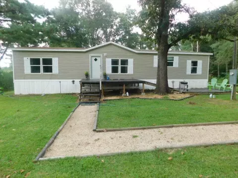 82 King Dr, Collins, MS 39428 photo 1
