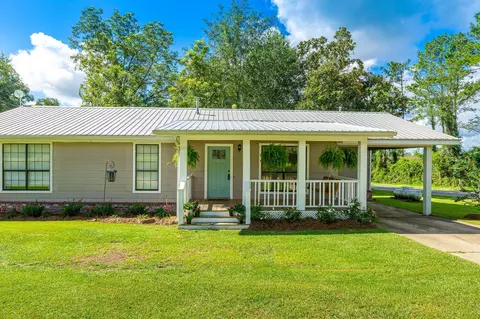 4 White Rd, Sumrall, MS 39482 photo 1