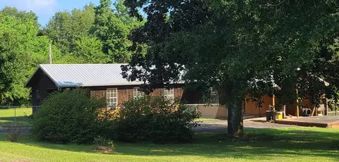 127 Gardner Rd, Laurel, MS 39443 photo 1