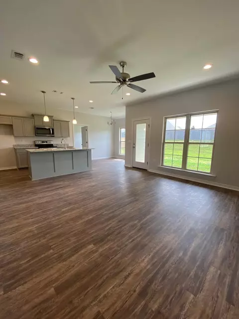 22 E Locust, Sumrall, MS 39482 photo 10
