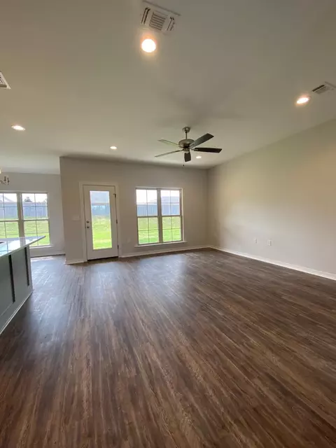 22 E Locust, Sumrall, MS 39482 photo 9