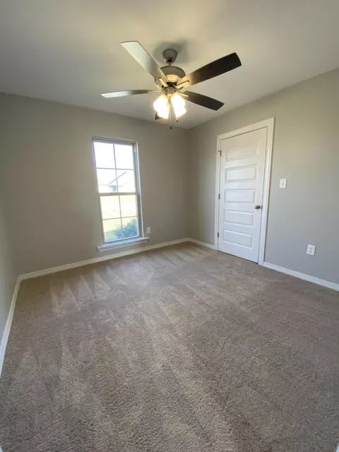 10 E Locust, Sumrall, MS 39482 photo 4