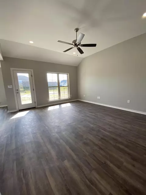 10 E Locust, Sumrall, MS 39482 photo 6