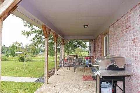 40 Cothren Rd, Collins, MS 39428 photo 17