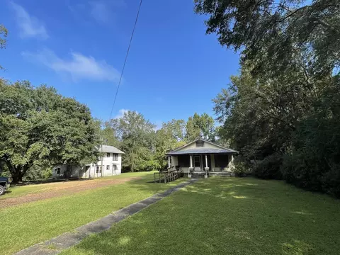 415 Roberson Ave, Wiggins, MS 39577 photo 8