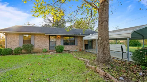61 Ratcliff Rd, Sumrall, MS 39482 photo 1