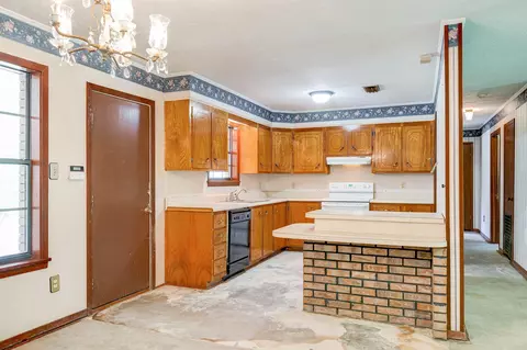 93 N Rawls Rd, Sumrall, MS 39482 photo 6