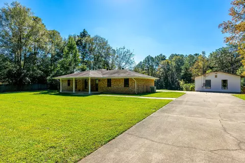 93 N Rawls Rd, Sumrall, MS 39482 photo 3