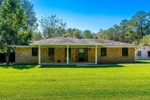 93 N Rawls Rd, Sumrall, MS 39482 photo 1