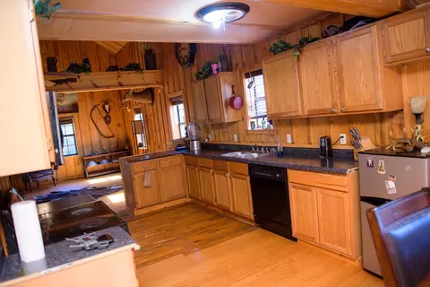 1030 Brights Bnd, Summit, MS 39666 photo 8