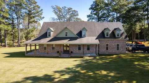 130 Buckley Rd, Laurel, MS 39443 photo 1