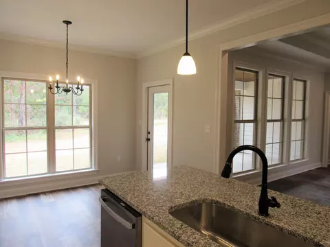 72 Chastain, Sumrall, MS 39482 photo 9