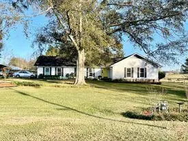 358 Lake Como Rd, Laurel, MS 39443 photo 3