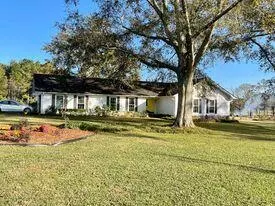 358 Lake Como Rd, Laurel, MS 39443 photo 2
