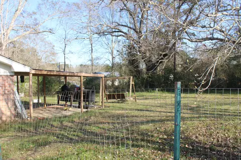 118 Bounds Rd, Sumrall, MS 39482 photo 3