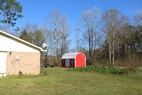 124 Bounds Rd, Sumrall, MS 39482 photo 3