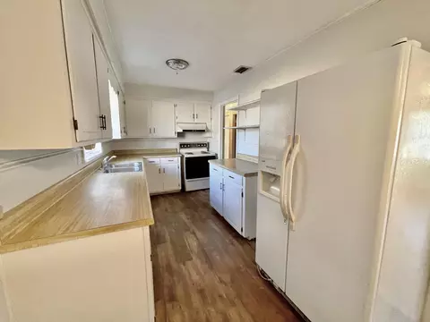 301 E 6th Ave, Petal, MS 39465 photo 4