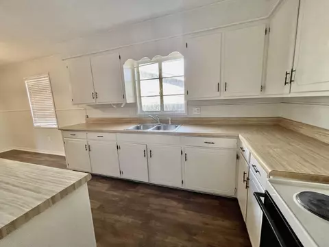301 E 6th Ave, Petal, MS 39465 photo 3