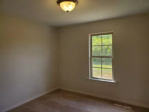 75 E Locust, Sumrall, MS 39482 photo 8