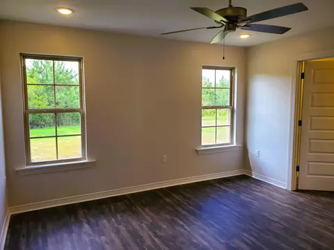 75 E Locust, Sumrall, MS 39482 photo 6