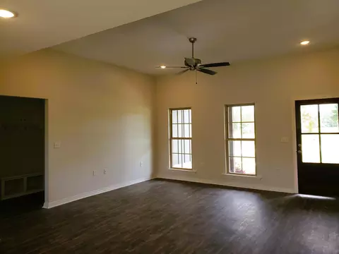 75 E Locust, Sumrall, MS 39482 photo 2