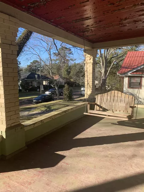 1207 N 3rd Ave, Laurel, MS 39440 photo 2