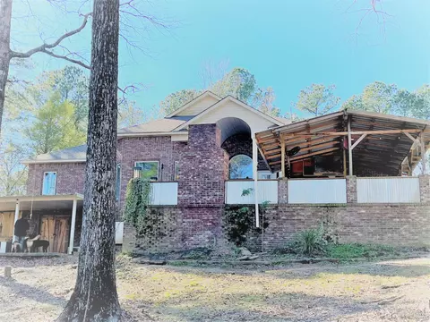 35 Hickory Pt, Laurel, MS 39443 photo 10