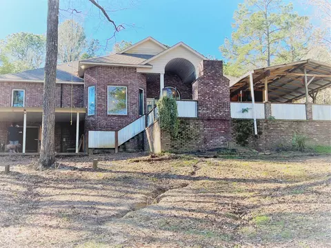 35 Hickory Pt, Laurel, MS 39443 photo 9