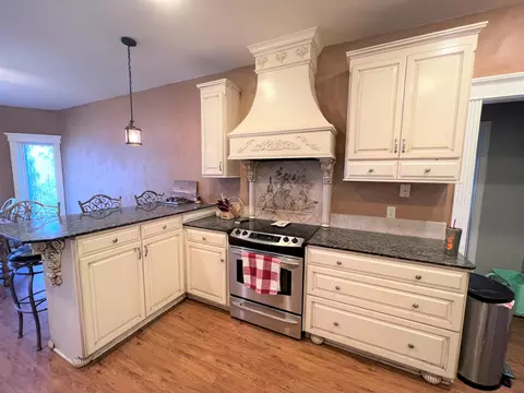 35 Hickory Pt, Laurel, MS 39443 photo 14