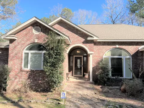 35 Hickory Pt, Laurel, MS 39443 photo 4