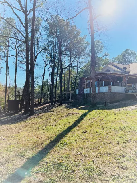 35 Hickory Pt, Laurel, MS 39443 photo 8