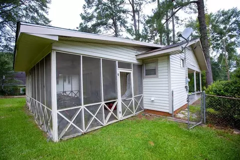 1114 State St, Laurel, MS 39440 photo 32