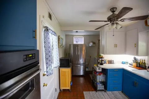 1114 State St, Laurel, MS 39440 photo 6