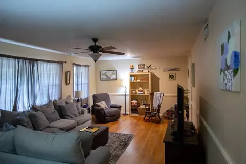 1114 State St, Laurel, MS 39440 photo 3