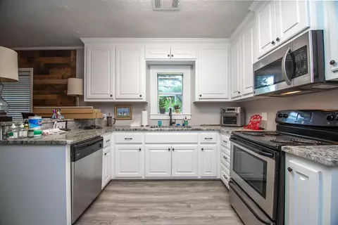 149 Bond Cir, Sumrall, MS 39482 photo 7