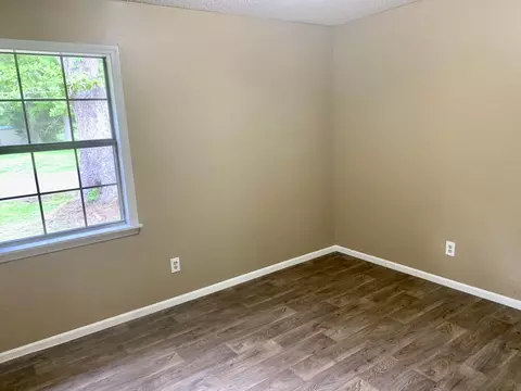 213 S Pine St, Laurel, MS 39440 photo 13