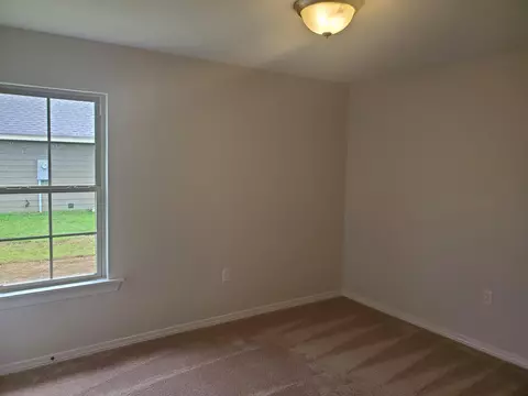87 E Locust, Sumrall, MS 39482 photo 11