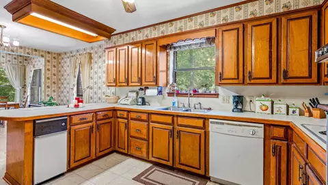 725 Hillcrest Loop, Petal, MS 39465 photo 12