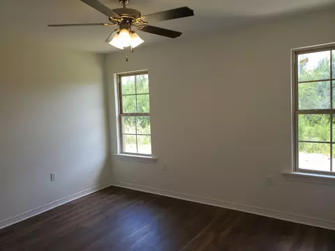 95 E Locust, Sumrall, MS 39482 photo 5