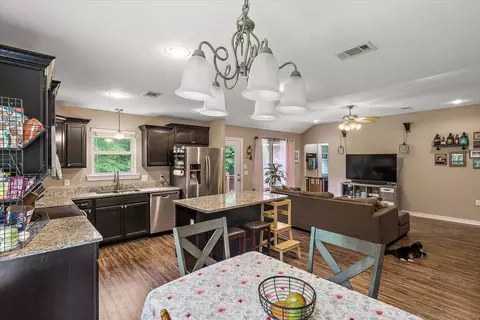 135 Hemingway Dr, Sumrall, MS 39482 photo 7