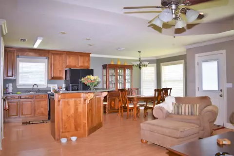 132 Milton Murrah, Lucedale, MS 39452 photo 4